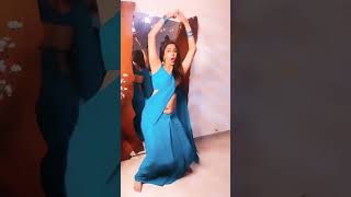 Esshanya Maheshwari-Dancing On Chaka Chak Song