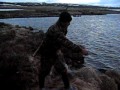Видео Снятие браконьерской сети на озере Джулукуль