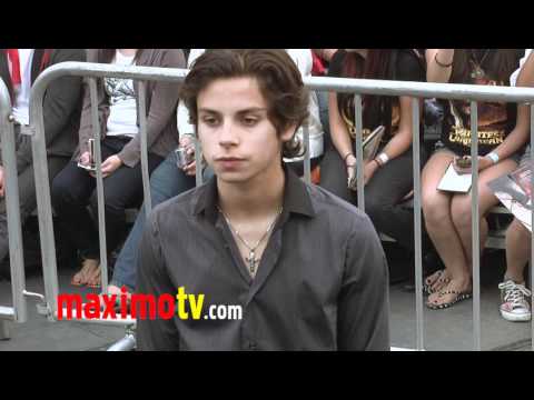 JAKE T AUSTIN at Pirates of the Caribbean On Stranger Tides WORLD 