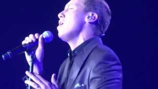 Front Row Devin Velez Impossible Somos Novios Front Row Devin Velez Impossible Somos Novios