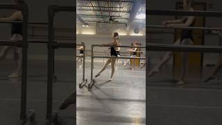 30 Seconds Of Ballet Cl At The Barre.