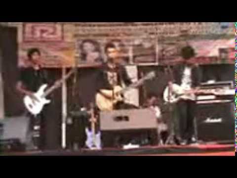 EFFSTER BAND - Terima Aku Apa Adanya
