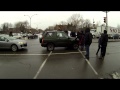 2013-12-02 - Une voiture fonce dans un blocage en solidarité avec Elsipogtog