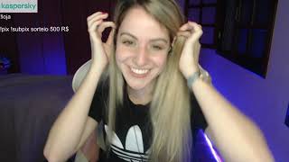Ela Adora Atiçar A Meninada
