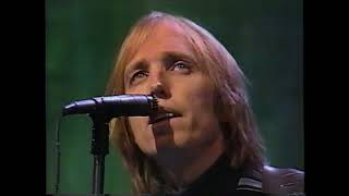 Watch Tom Petty  The Heartbreakers Face In The Crowd video