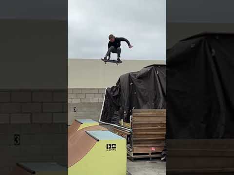 14 ft drop into a mini ramp ‼️ #skateclipsdaily #skatelife #skateboardingisfun #skateboarding
