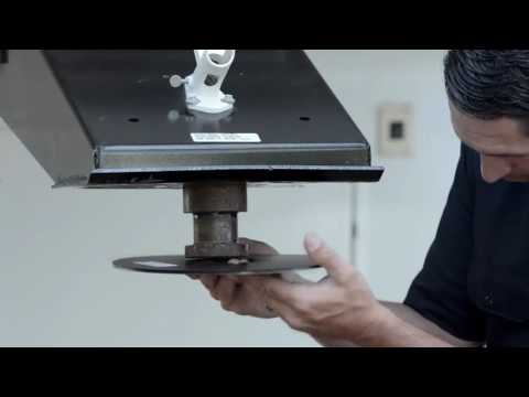 Using a Lube Plate - B&W Trailer Hitches
