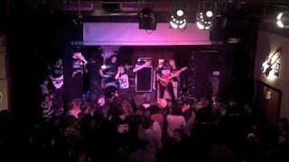 Watch Sirens Sailors Sink To Sleep video