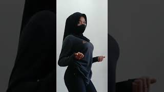 Riris Pandangan Matanya Itu Looh
