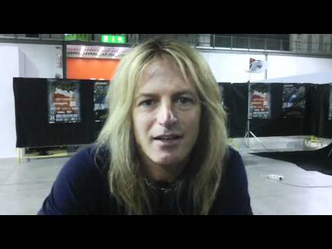 Doug Aldrich from Whitesnake ID for italian fans Gods Of Metal 2011 Doug Aldrich from Whitesnake ID for italian fans Gods Of Metal 2011