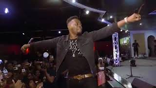 Olamide Dance Naked With Atlanta Girls On Stage 2018