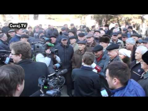 Aşa s-a ales preşedintele RM (în stradă!)
