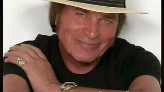 Watch Engelbert Humperdinck She Believes In Me feat Kenny Rogers video