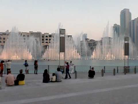 Burj Dubai Khalifa Fountain Time to Say Goodbye At Day
