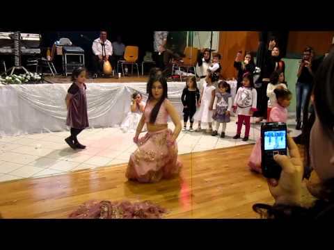 indian dance from wedding (ring ring ringa)
