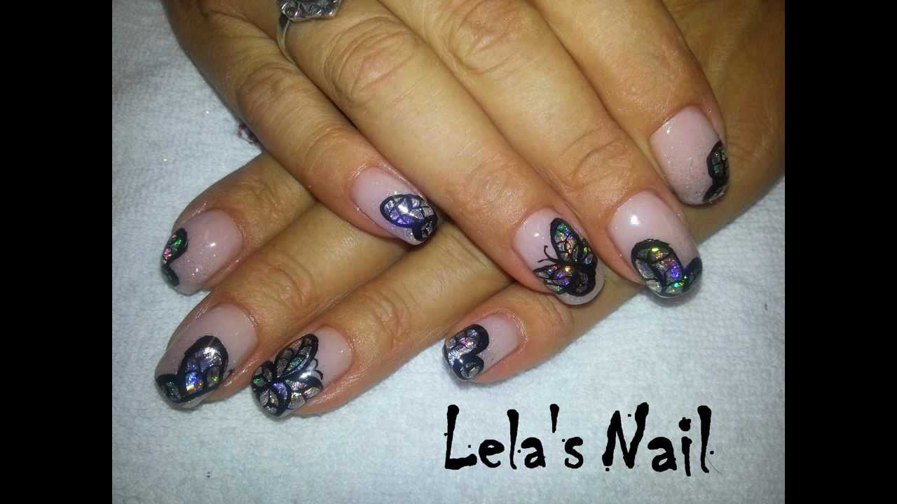 nail art con farfalle