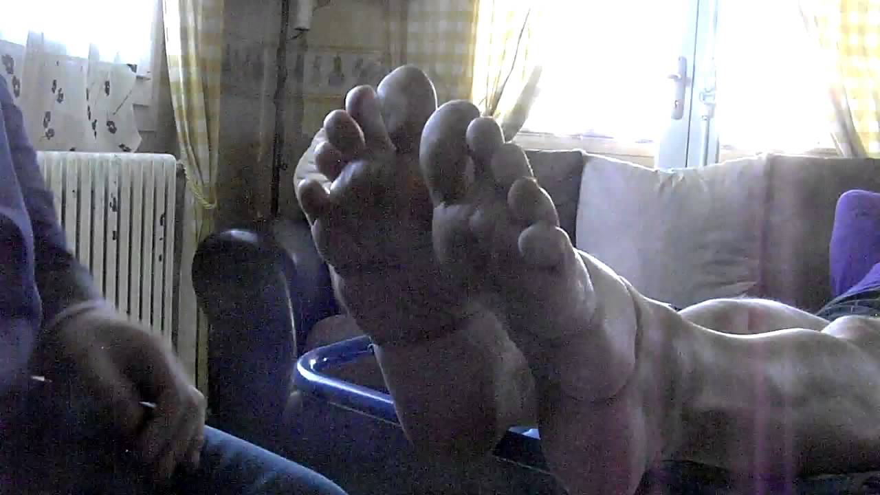 Egyptian arabic lesbian falaka feet free porn image