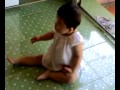 Baby nhảy theo nhạc! Baby nhảy theo nhạc!