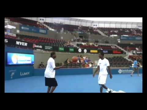 On court with Gael モンフィス and Leroy Loggins