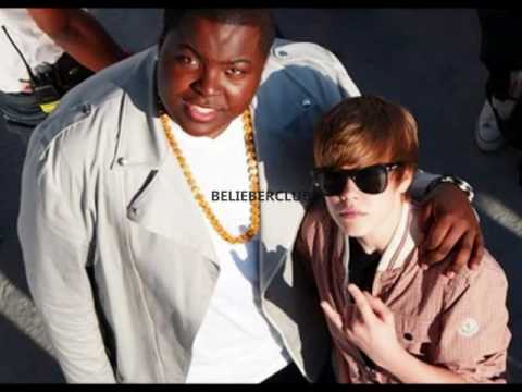 Justin Bieber and Sean Kingston Behind the scenes of "Eenie Meenie" Music 