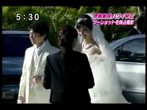 伊東美咲 ハワイ挙式 ウェディングドレス姿 2009．11．25