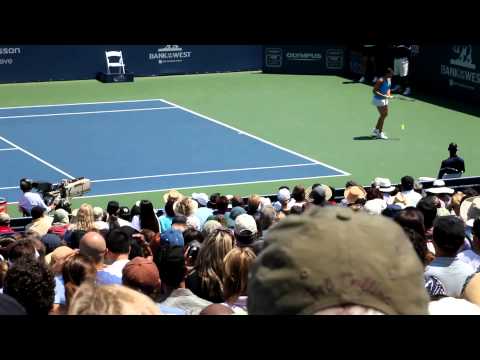 Marion バルトリ Takes a 4-2 Lead In The 1st Set -- Bank Of The West Classic 2011 Singles 決勝戦（ファイナル）　