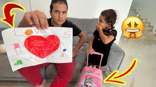 Jai Fouillé Son Sac De Lécole Regardez Ce Que Jai Trouvé