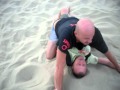 Zippi cerca di violentare Fabietto in preda ad un attacco ormonale....