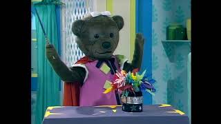 Bananas In Pyjamas Lulus Magic French Les Bananes En Pyjama