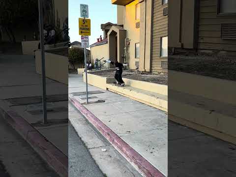 Marcus quick hit in Santa Cruz #pizzaskateboards #skateboarding