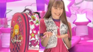 Travelina En El 2011 Con Su Hermanita