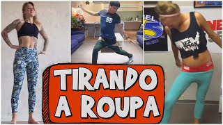 Mulheres Tirando Peças De Roupa Do Corpo Sem Usar As Mãos Desafio Engraçado.. Humor Gera Tema