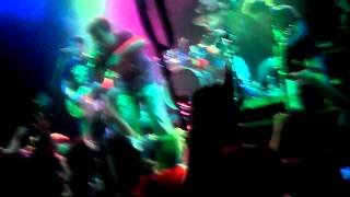 Watch Rivets Dubbing video