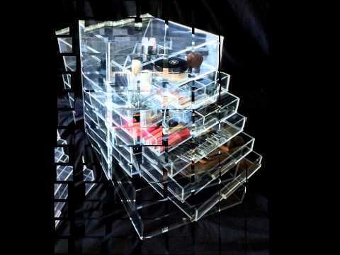 Kardashian Makeup Organizer on Found The Kardashian Makeup Organizer On Sale Makeup Organizer Like