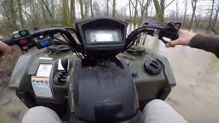 2022 Suzuki Kingquad 750Playing In The Creek Bottoms