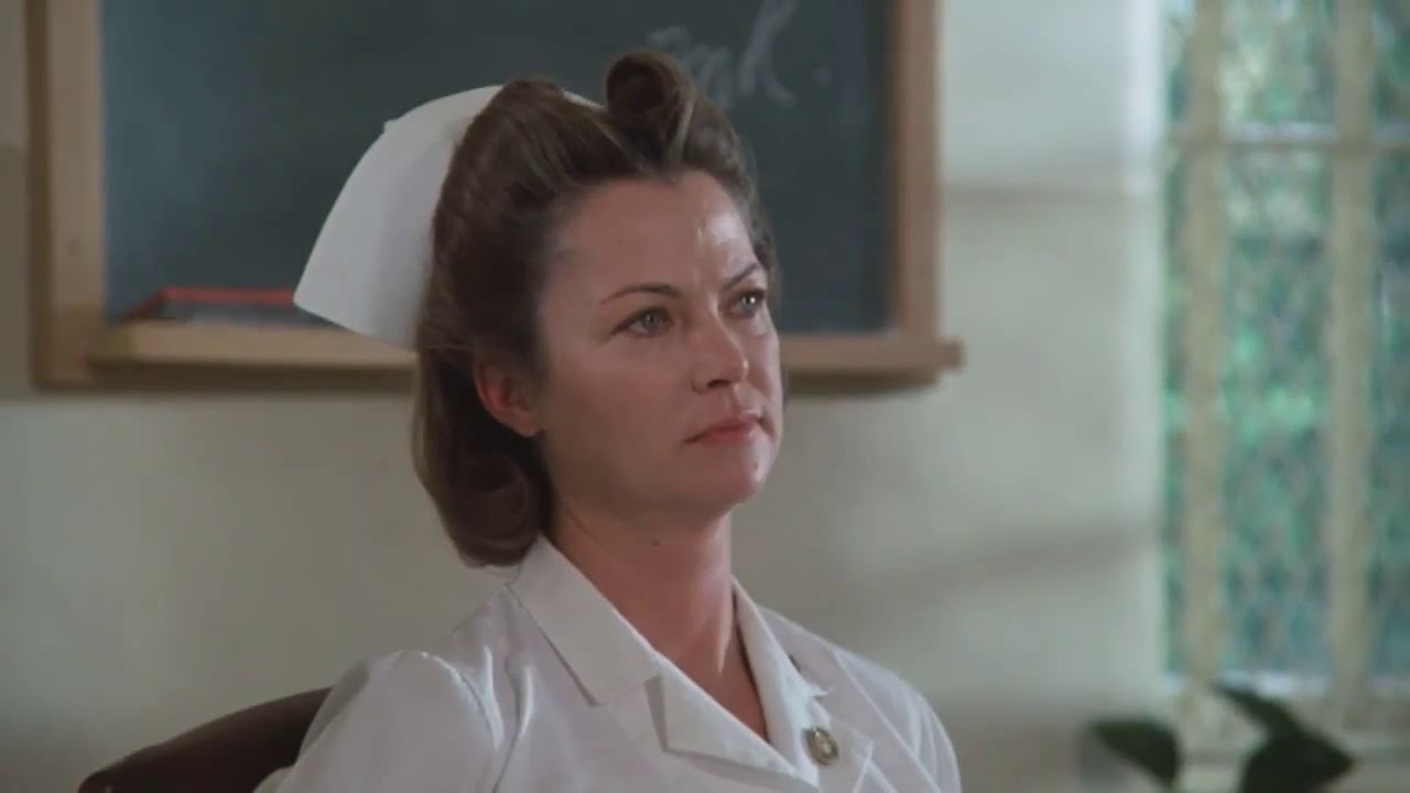 Марина Яковлева Переодевается Перед Зеркалом – Далекий Голос Кукушки 1985