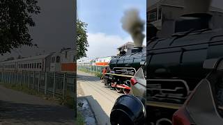 Hunting Kereta Malah Ada Lokomotif Hitam