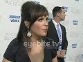 Zooey Deschanel tells us the best way to get over a broken heart at 500 Days of Summer premiere