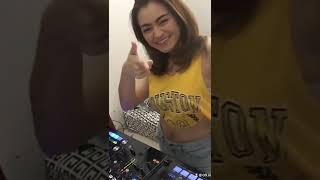 Viral Tayangan Dj Nathalie Holscher
