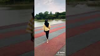 Awek Tudung