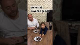 Annesini Savunan Çocuk