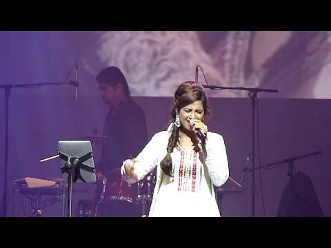 Shreya Ghosal LIVE in Singapore 31 October 2012 03...