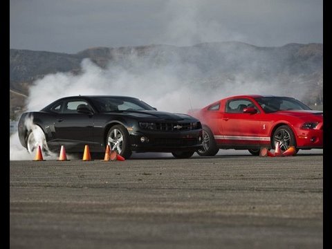 Shelby GT500 Crushes Camaro SS! - Drag Race Showdown