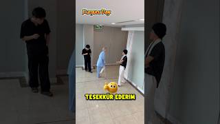 Biri Deli̇ Diğeri Ondan Da Deli̇