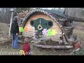 Frodo's simple living: Hobbit Holes for tiny homes & shedworking