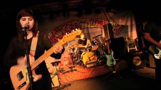 Watch Best Coast Bratty B video