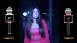 Roshni Walia Rides An Auto Rickshaw For
