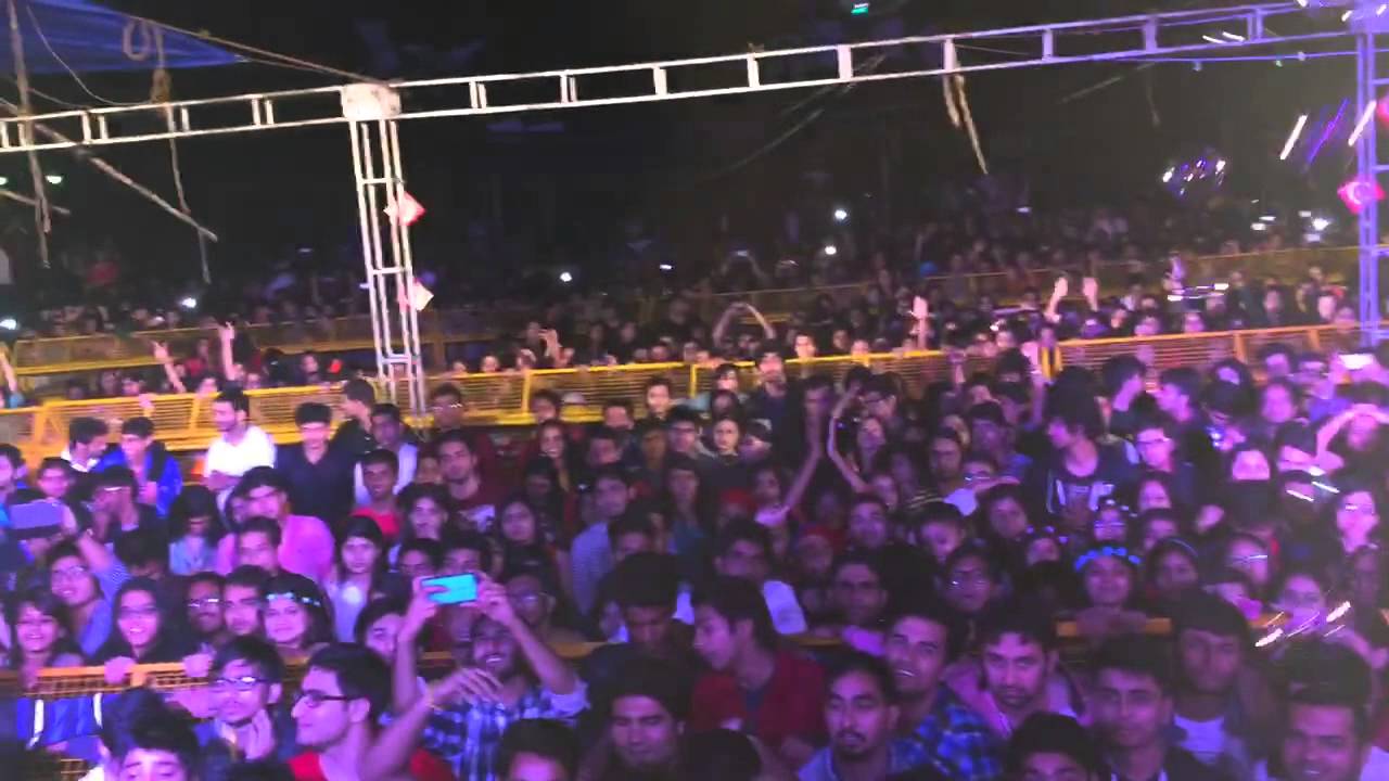 Akcent - Dilemma live in Delhi