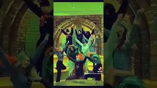 Gece Paralisi, Son Model Arabasi, Bitmiyor Merhabasi, Tas Gibi Manitasi Twice Fancam