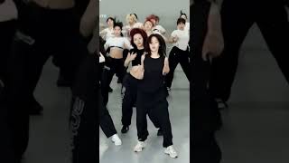 Itzy 'Born To Be' Dance Practice Mirrored #Shorts